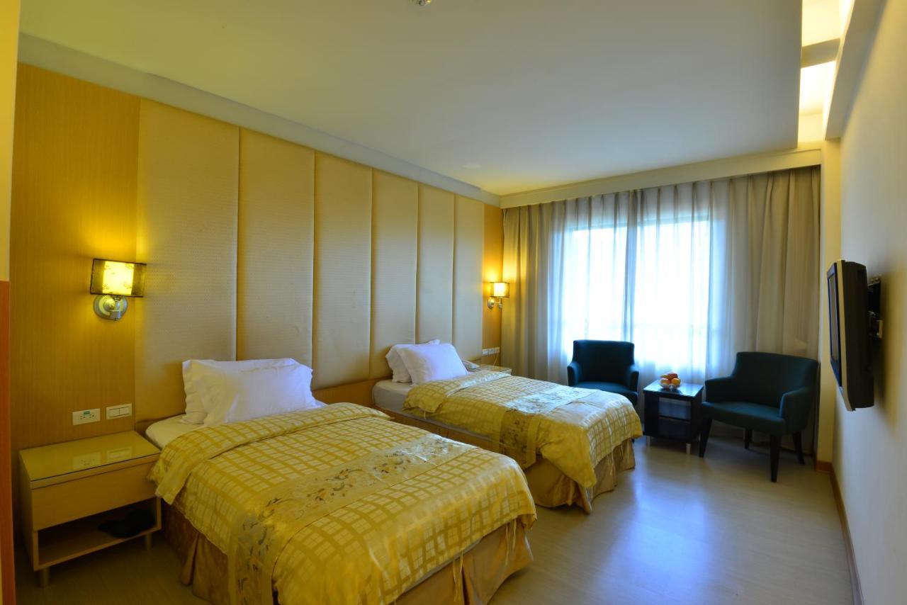 Chientan Youth Hotel Taipei Extérieur photo